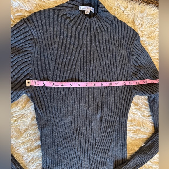 Ophelia Roe sweater dress - Picture 3 of 8